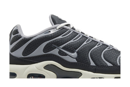 Nike Air Max Plus TN SE Greyscale Cool Grey - vue de profil