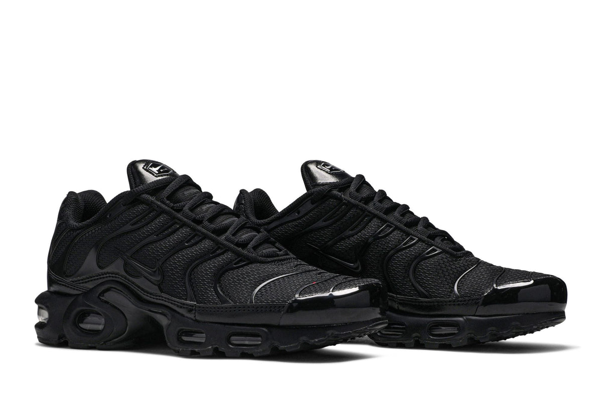 Nike Air Max Plus TN Triple Black - vue de la paire