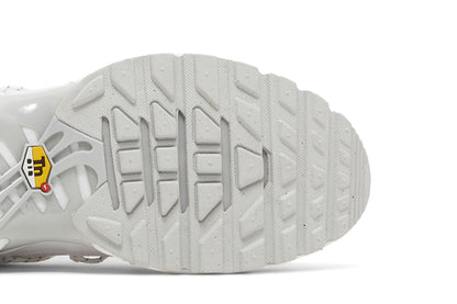 Nike Air Max Plus TN Utility White Safety Orange - vue de profil