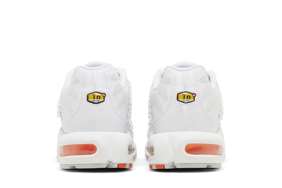 Nike Air Max Plus TN Utility White Safety Orange - vue arrière